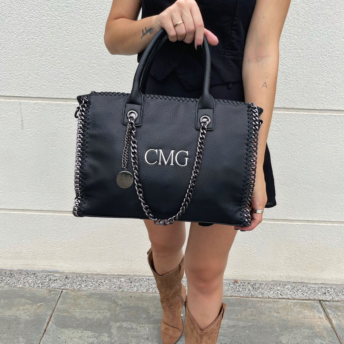 Bolso stella cuadrado personalizado iniciales - negro