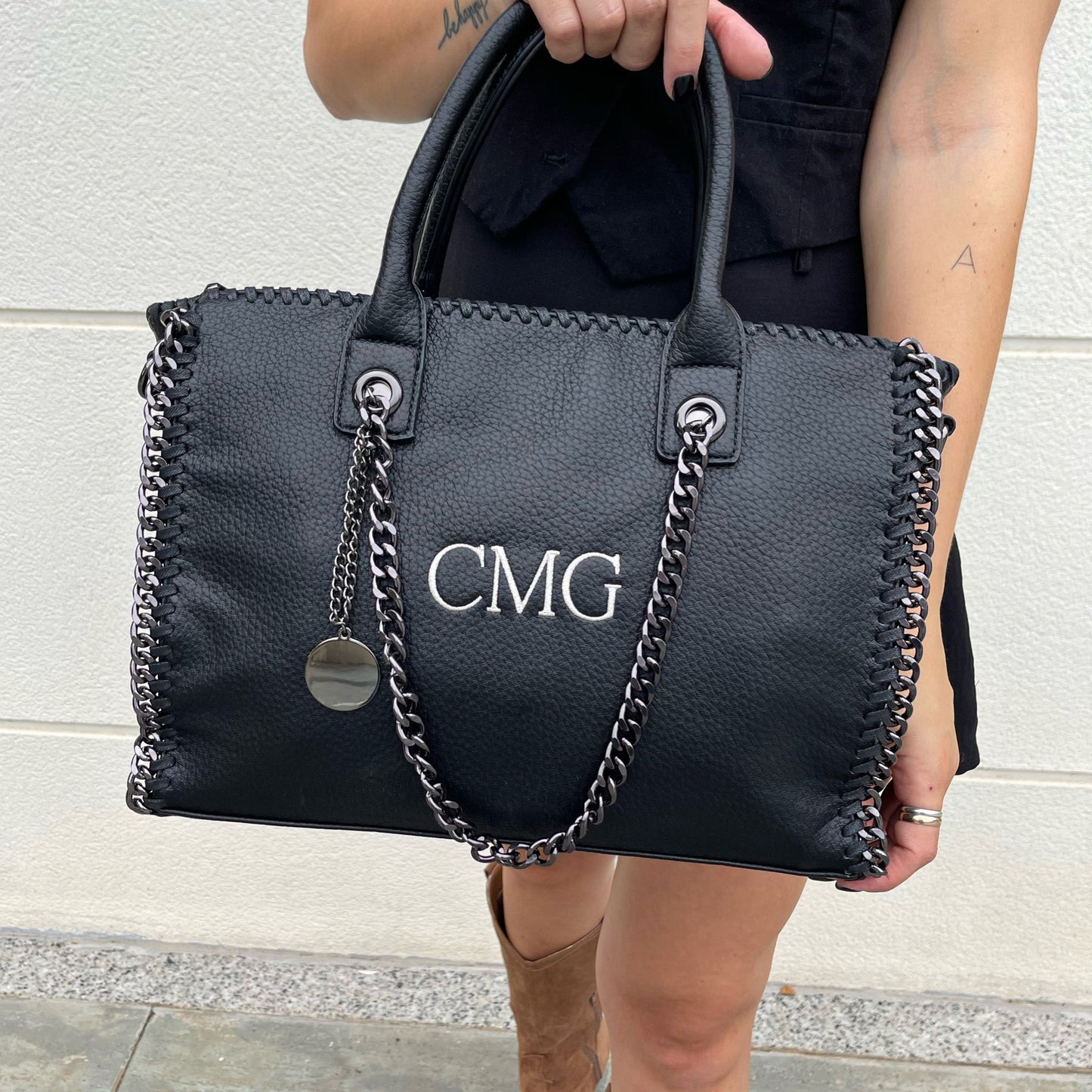 Bolso stella cuadrado personalizado iniciales - negro