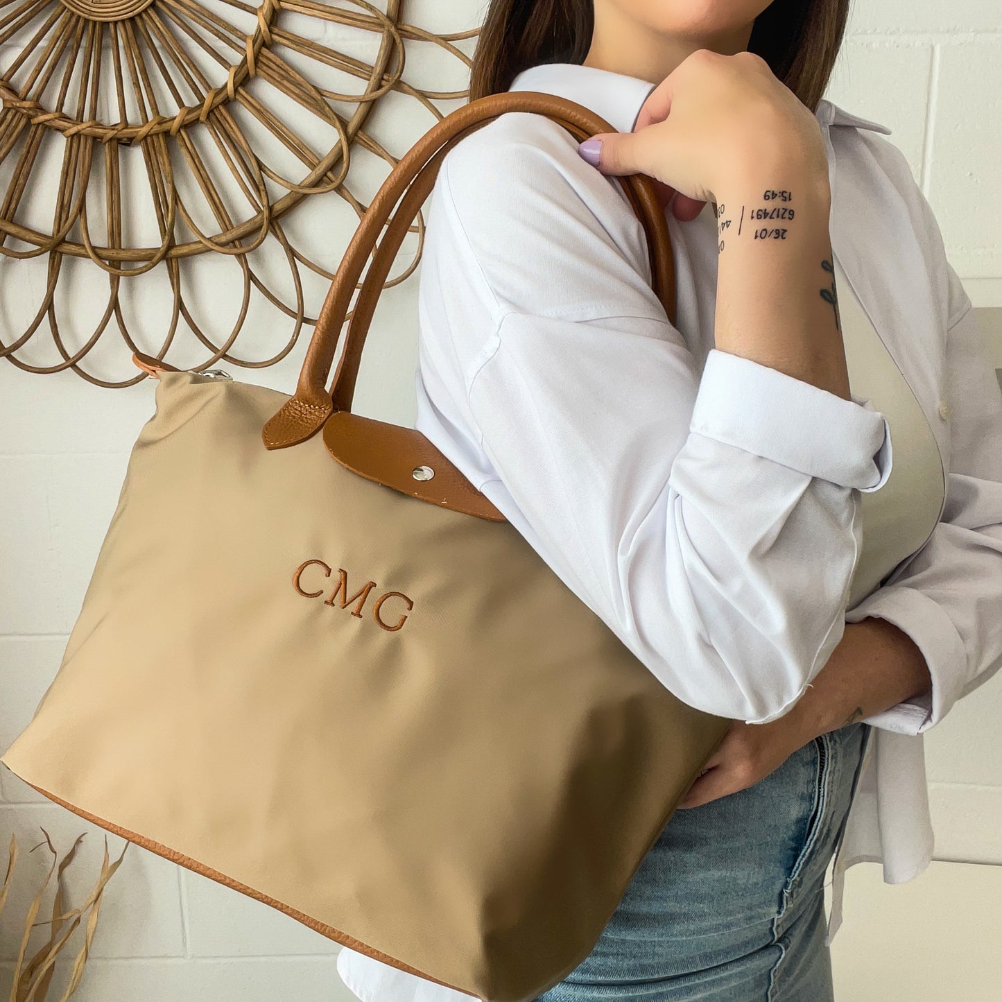 Bolso solapa nylon y piel - Color taupe