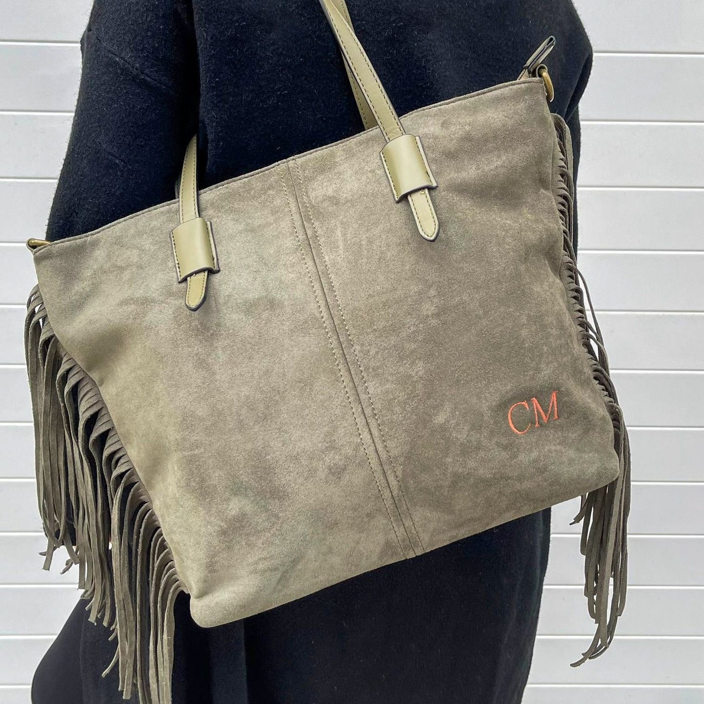 Bolso flecos efecto piel de ante - CAQUI