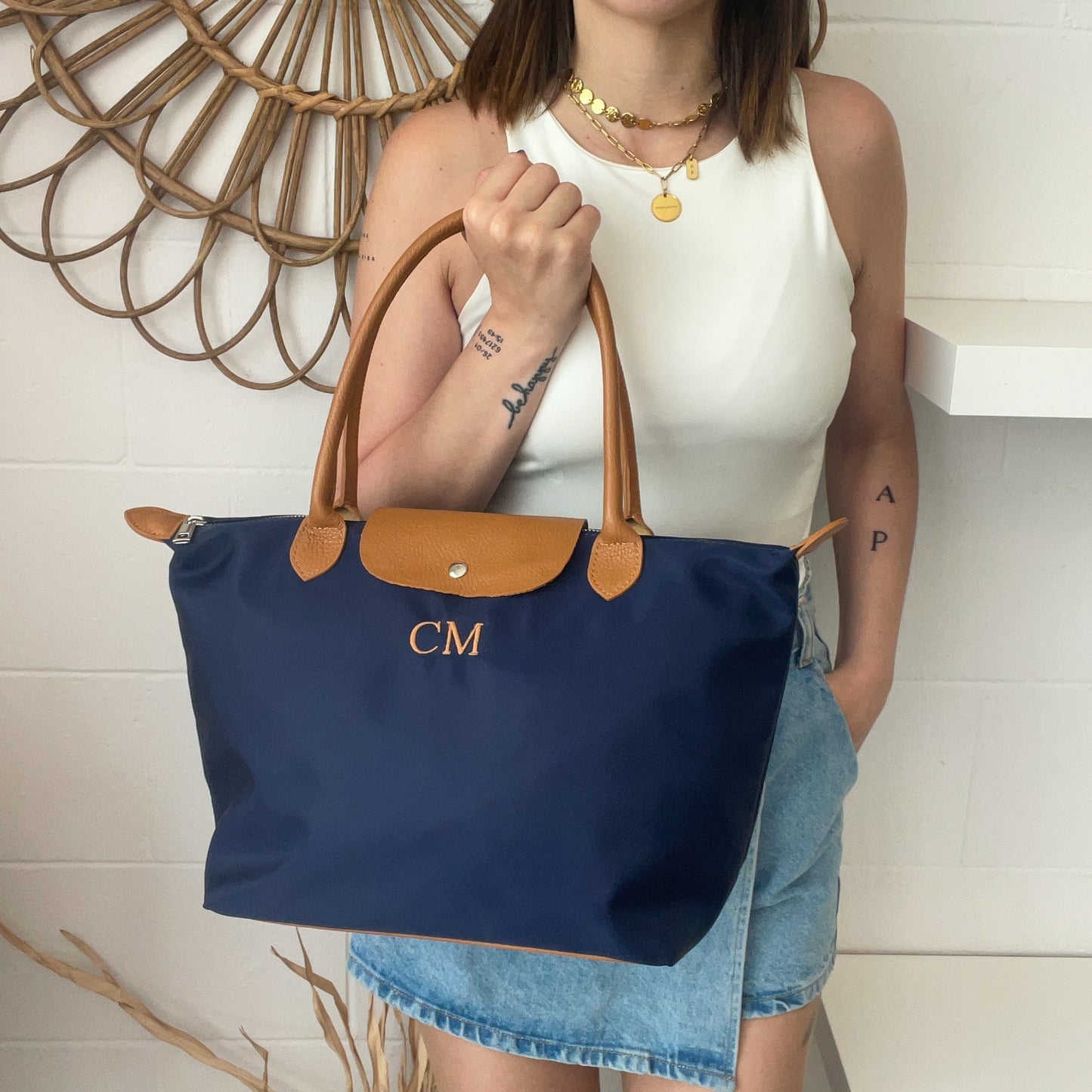 Bolso solapa nylon y piel - Color azul marino