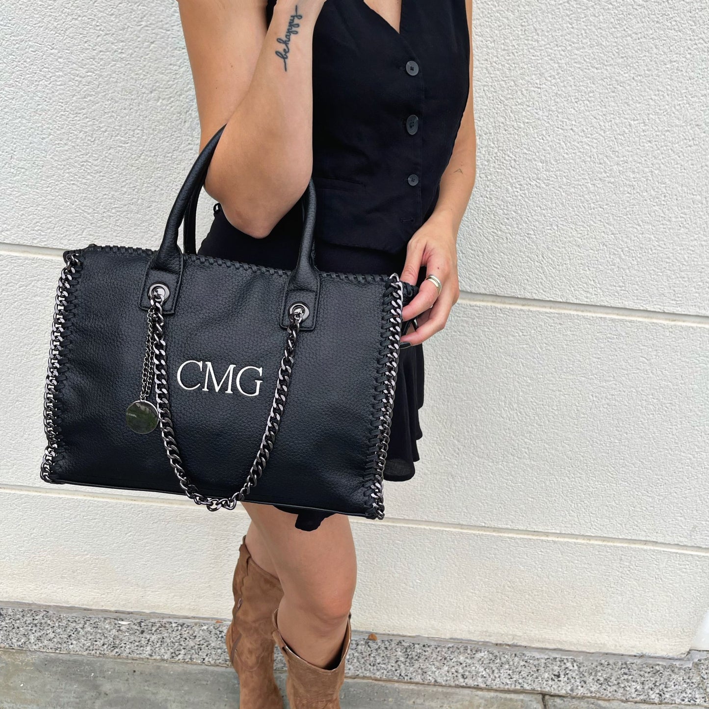 Bolso stella cuadrado personalizado iniciales - negro