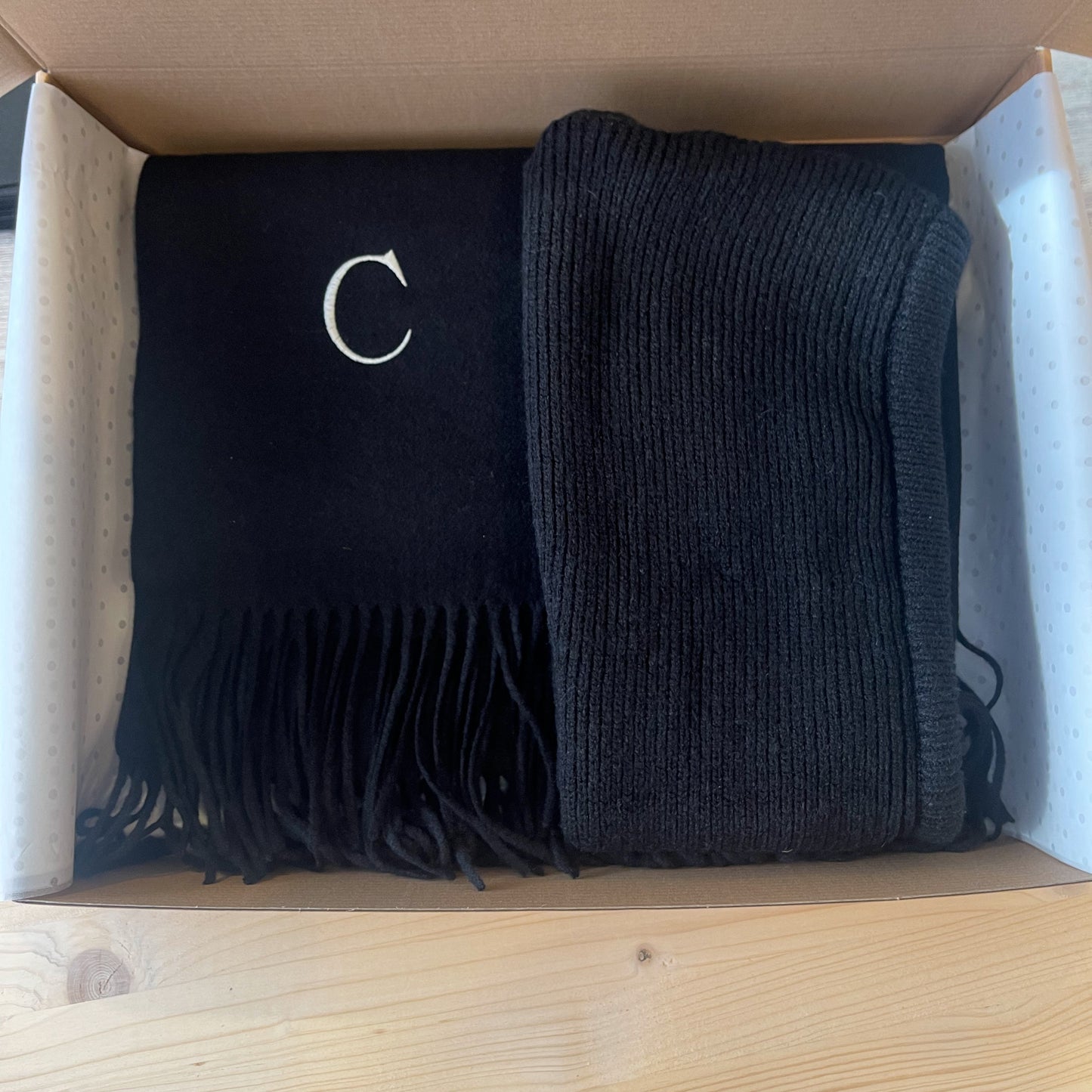Pack capucha de punto y bufanda personalizada - color negro