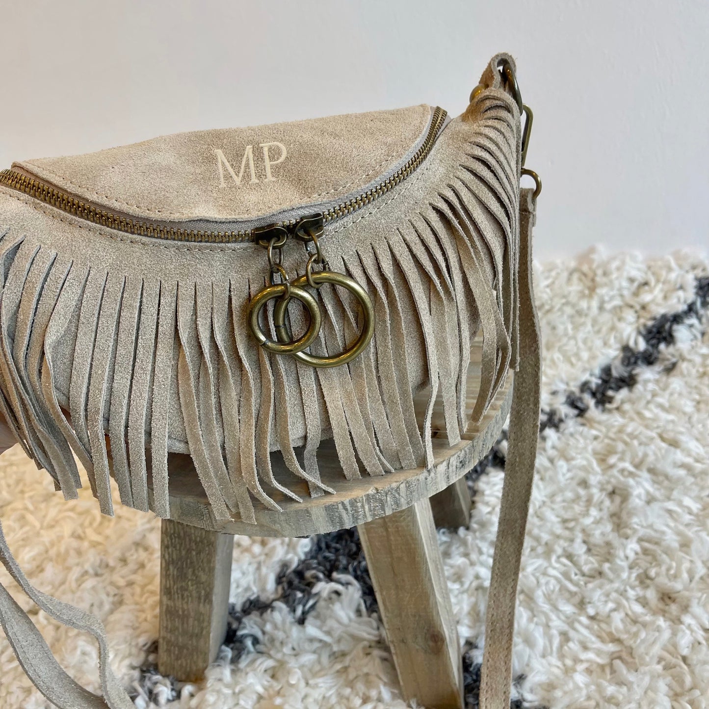 Bolso ovalado piel de ante personalizado - Color beige