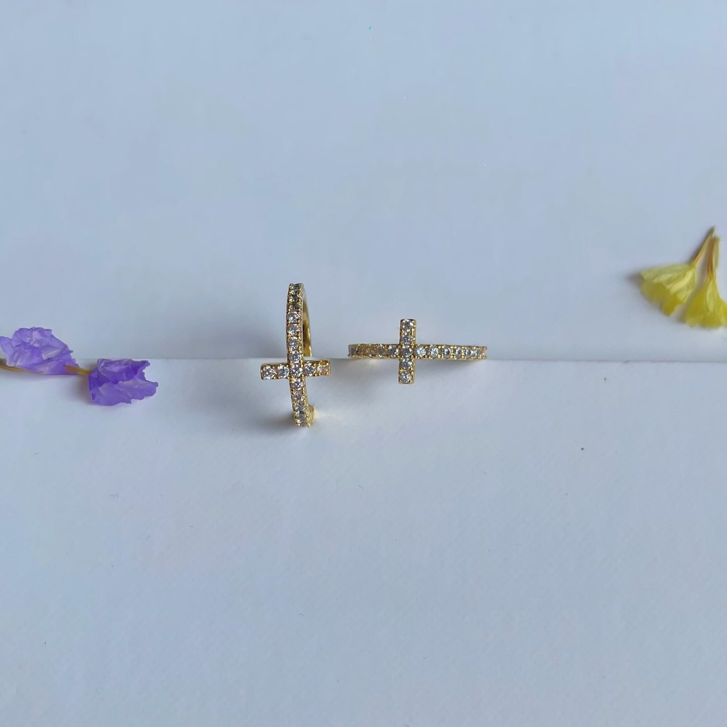 Ear Cuffs cruz brillos