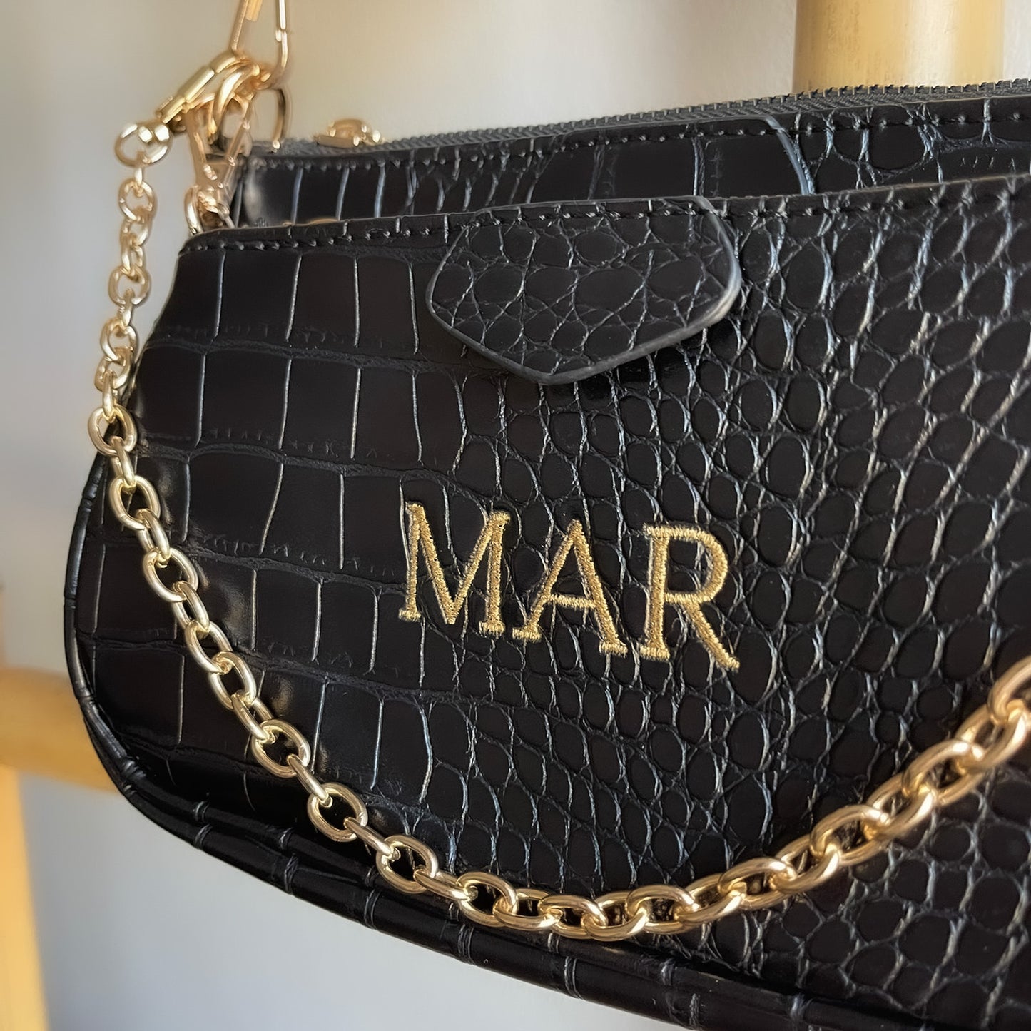 Bolso Multipochette print animal personalizado con iniciales bordadas - Negro