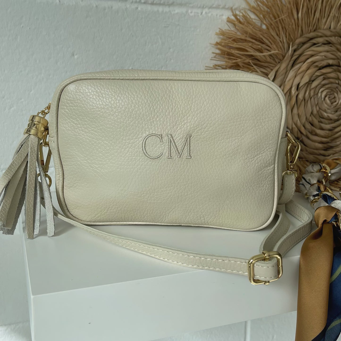 Bolso piel pompón personalizado
