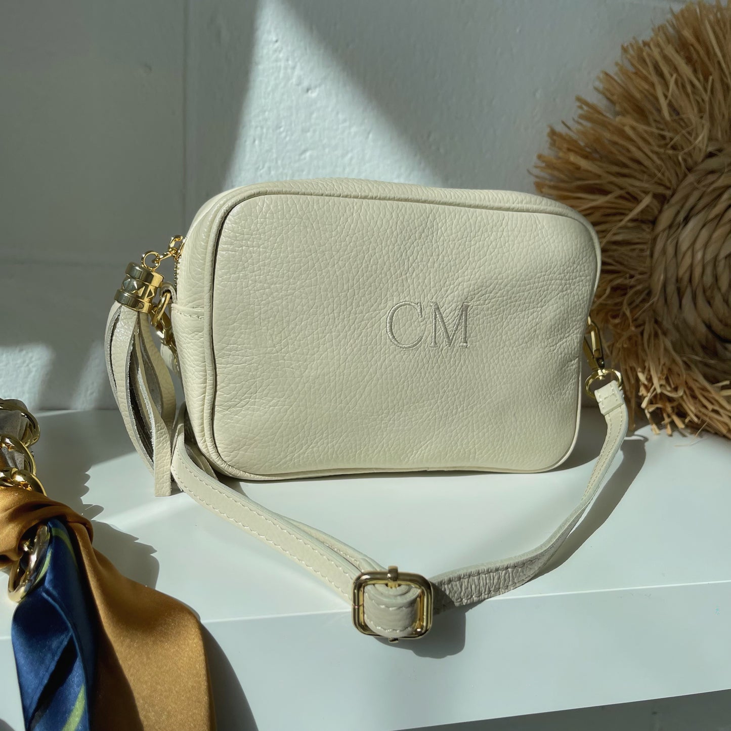 Bolso piel pompón personalizado