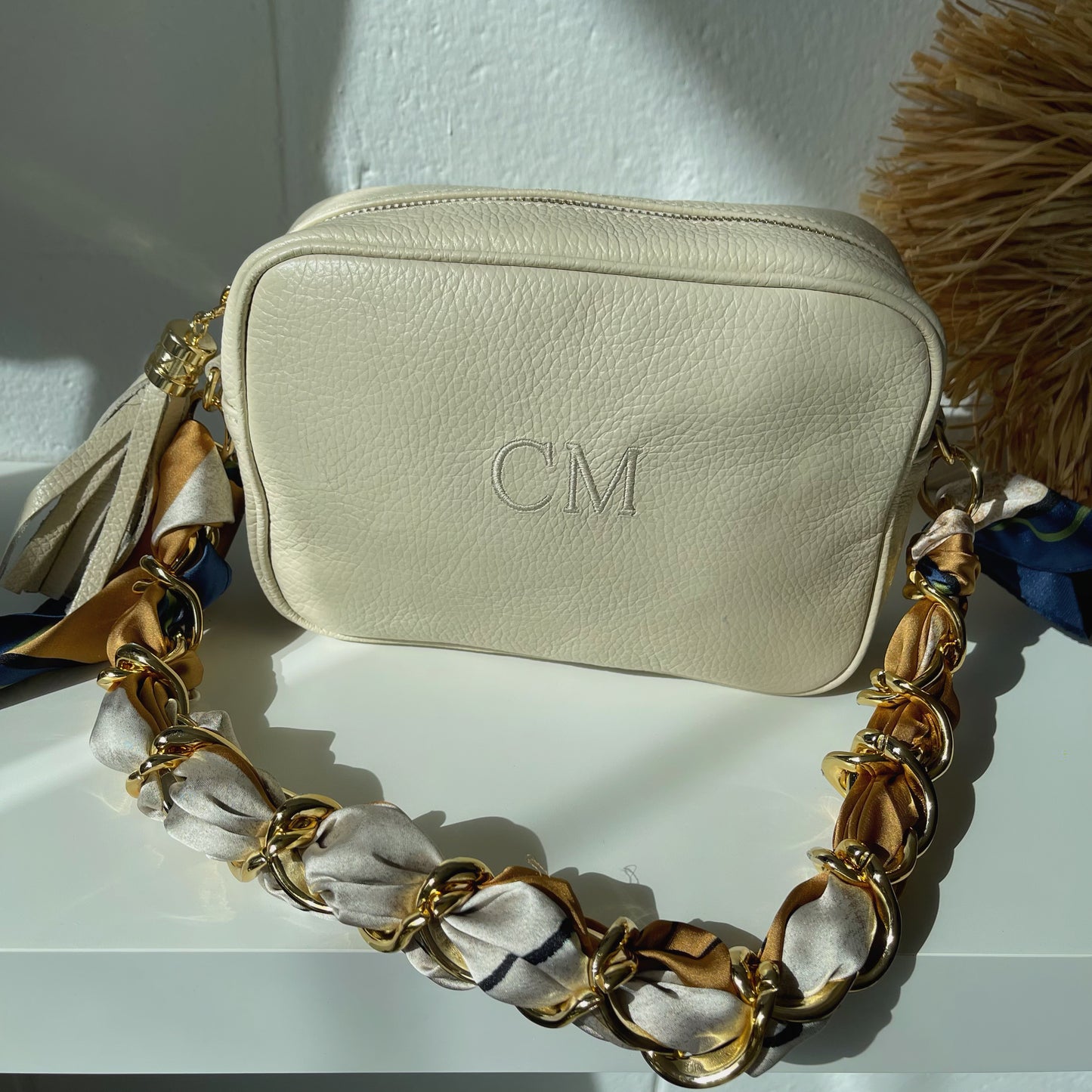 Bolso piel pompón personalizado