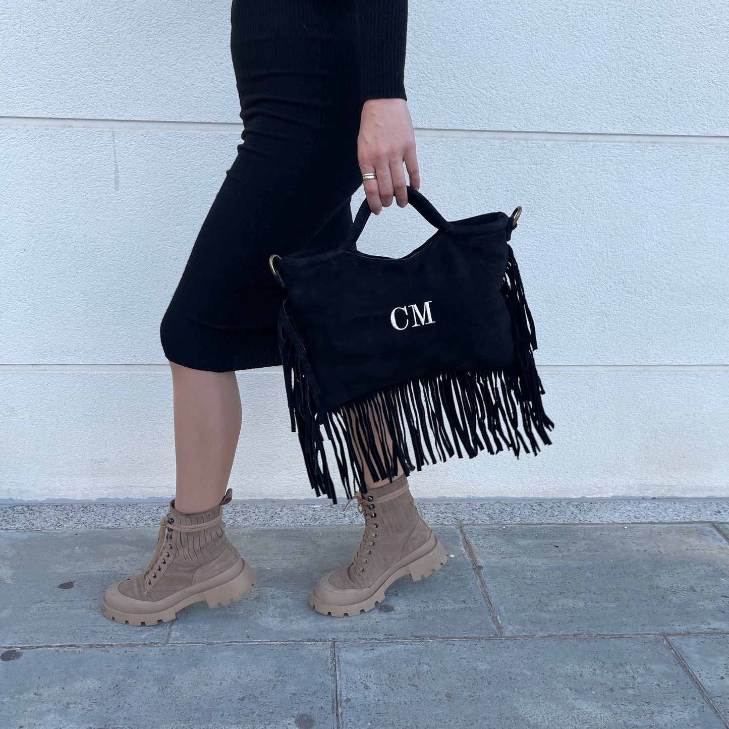 Bolso flecos piel de ante personalizado -NEGRO
