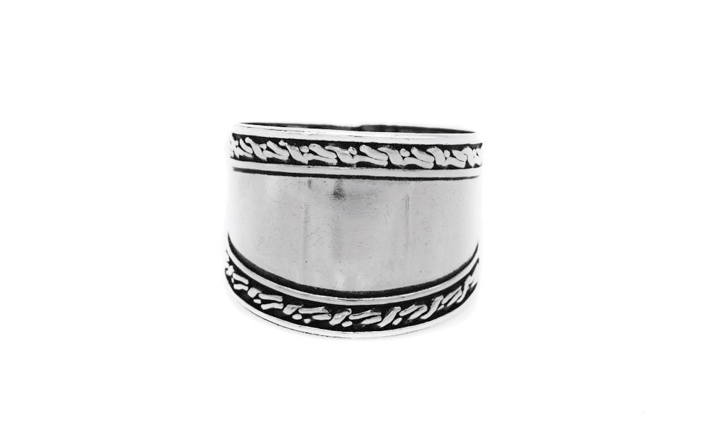 Anillo Hampton